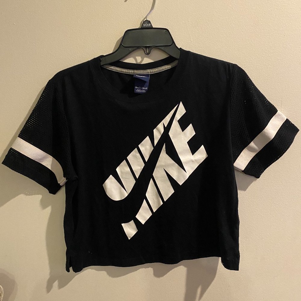 Black Nike Crop Top size XS